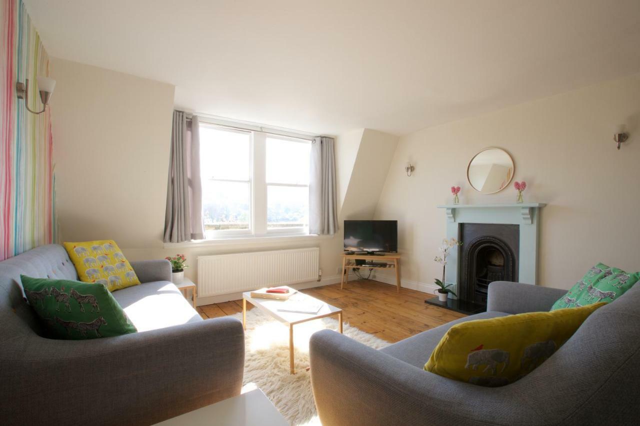 באת' Georgian House - Fantastic Central Apartment With Fabulous Views מראה חיצוני תמונה